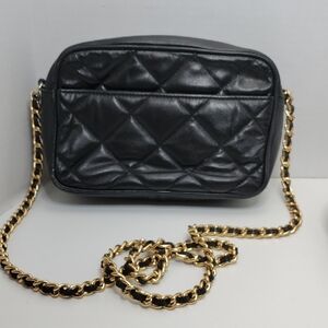 Giani Bernini Black Quilted Crossbody Bag with Gold Chain 10"X6"X3"
